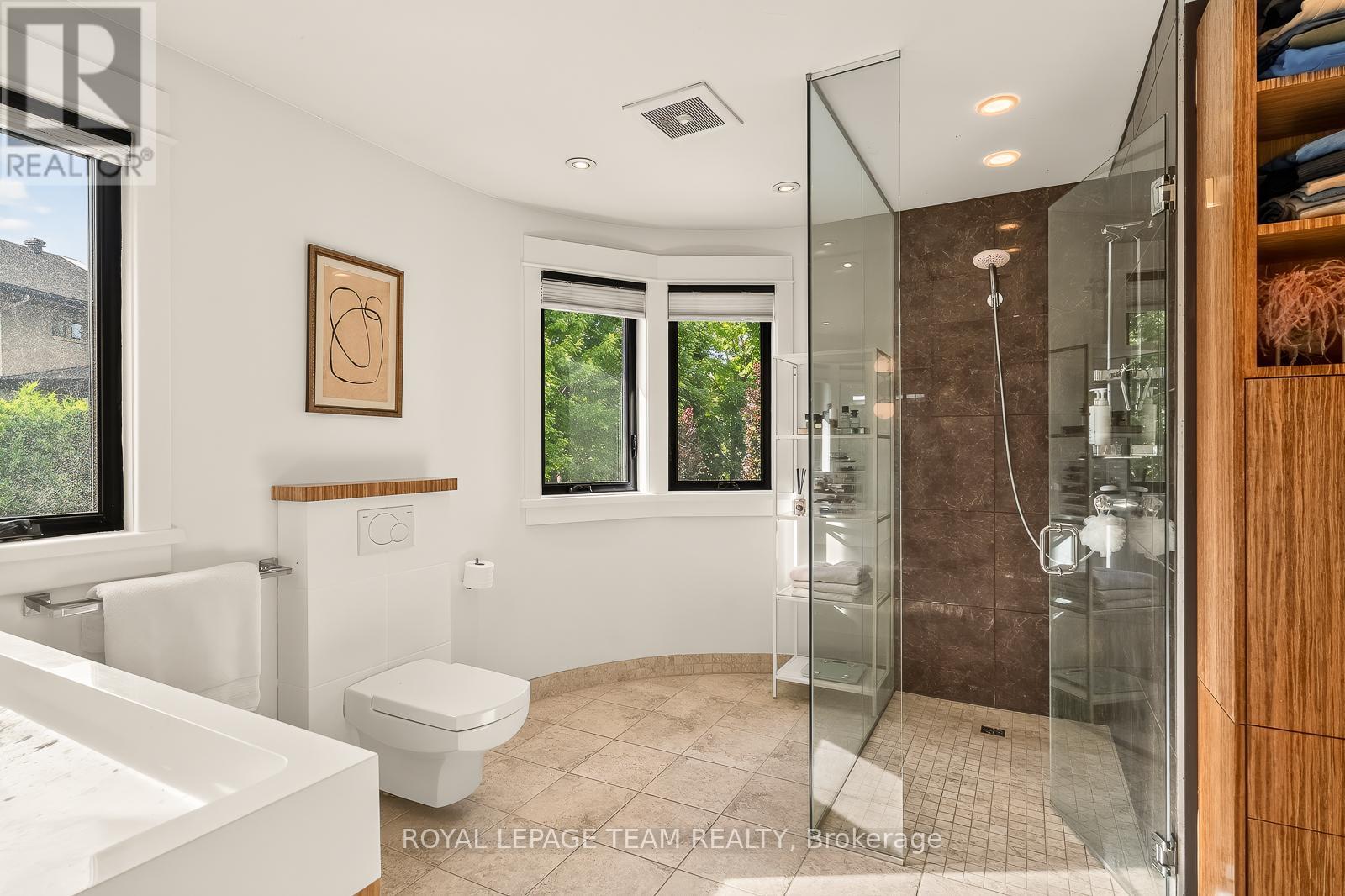 120 RIVERDALE AVENUE - 16