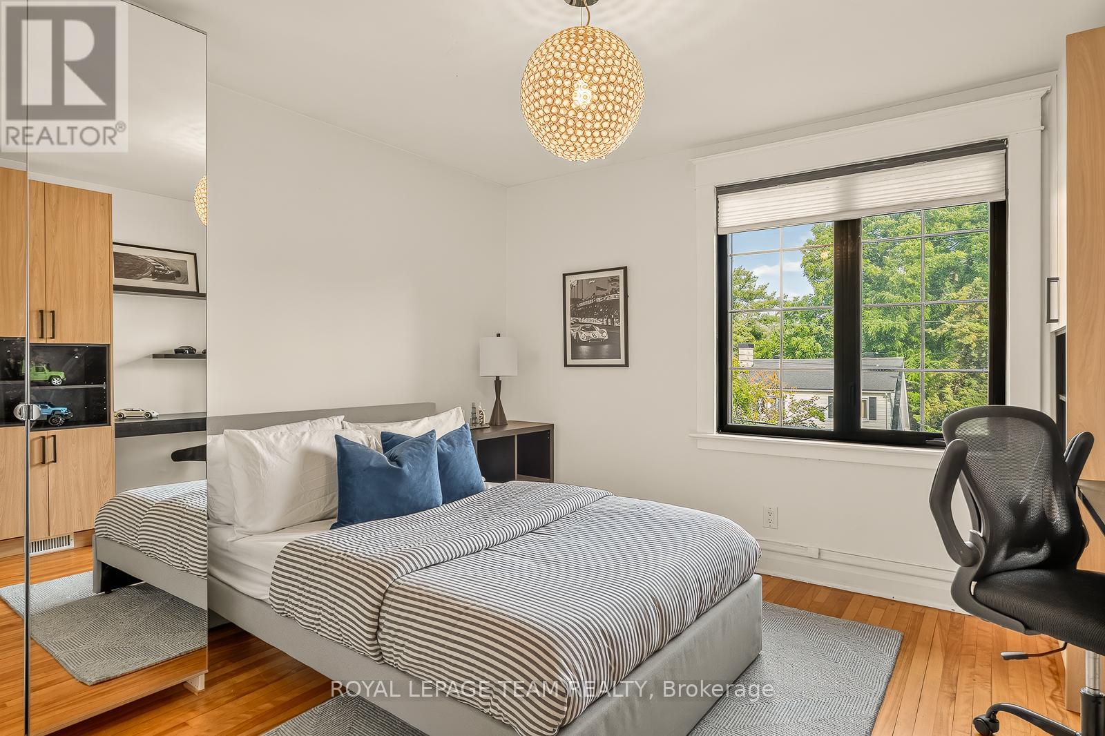 120 RIVERDALE AVENUE - 19