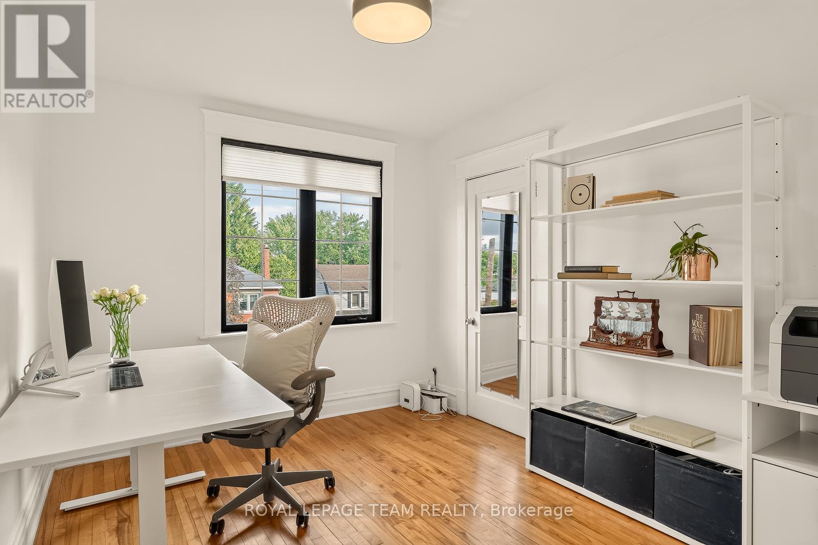 120 RIVERDALE AVENUE - 21