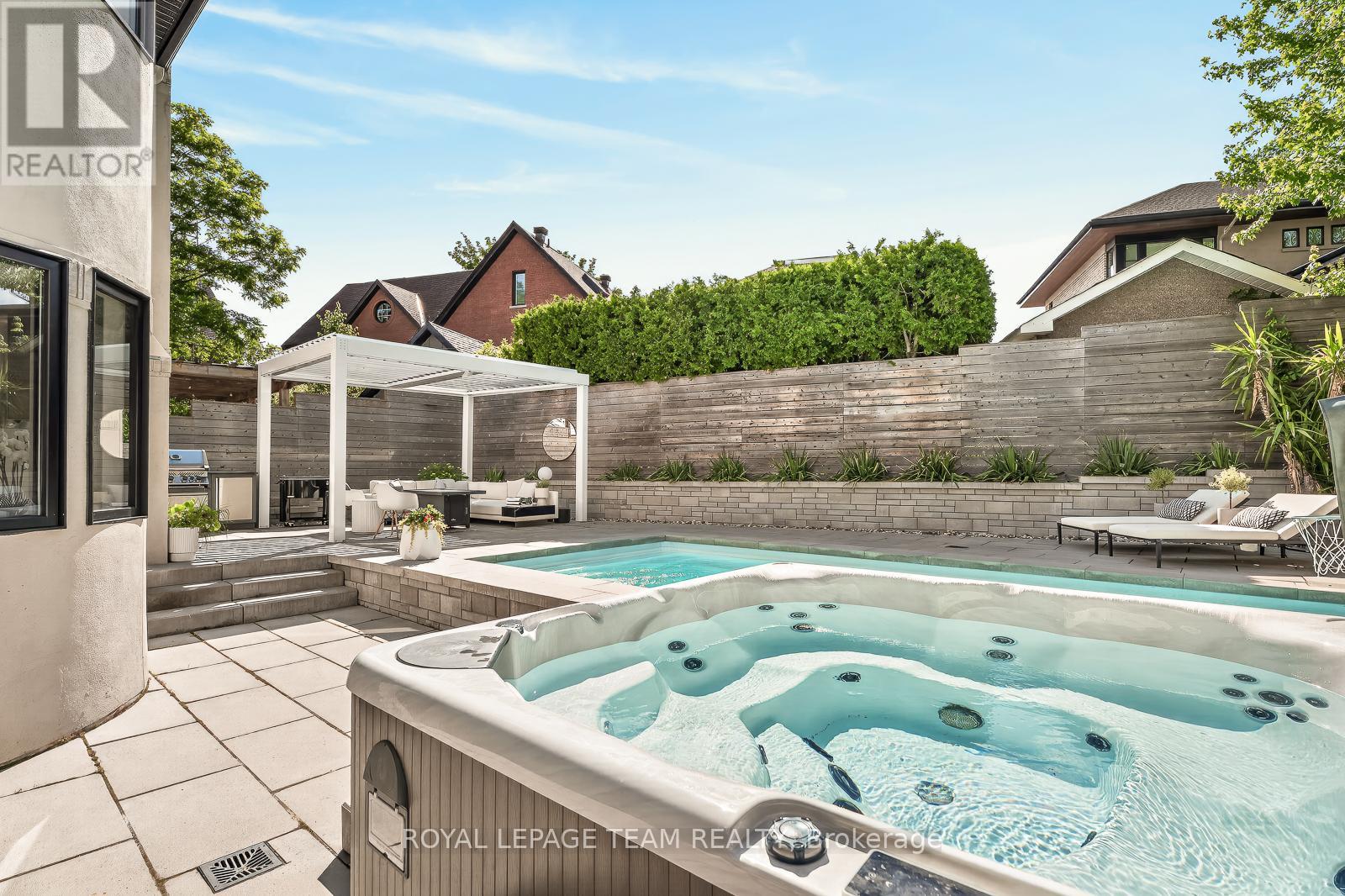 120 RIVERDALE AVENUE - 27