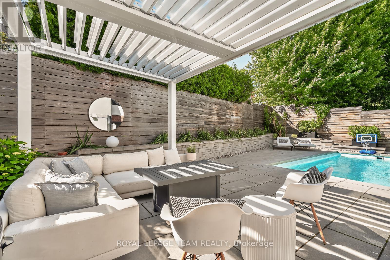 120 RIVERDALE AVENUE - 28