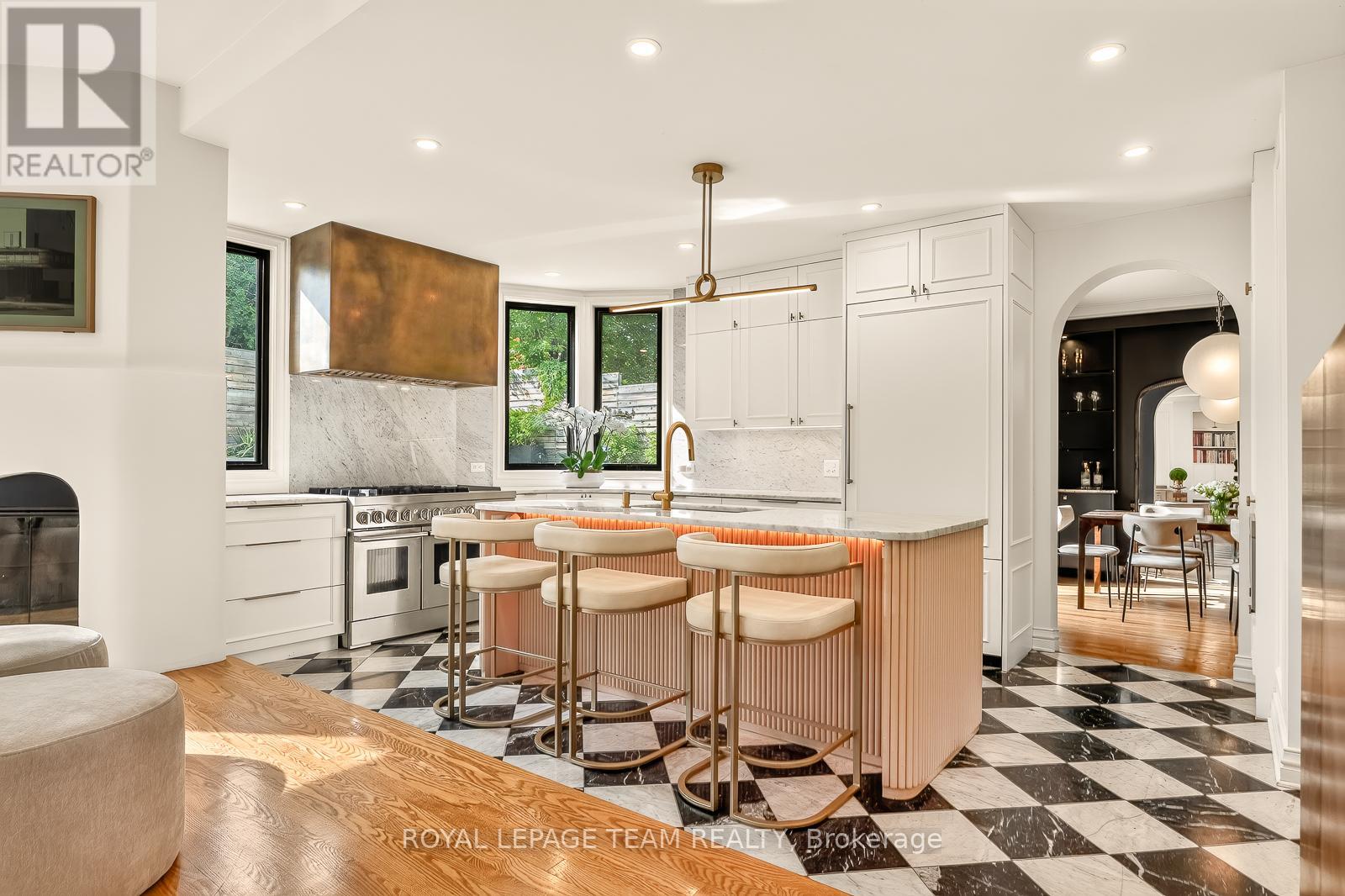 120 RIVERDALE AVENUE - 6