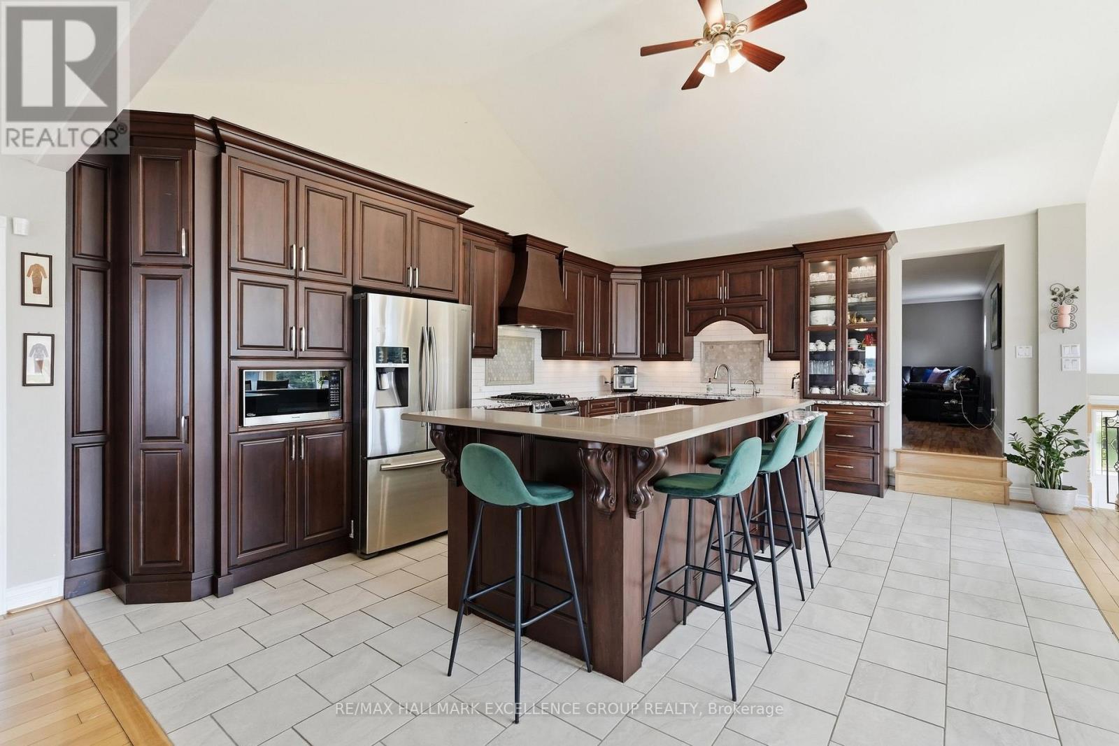 2985 LEO LANE - 10