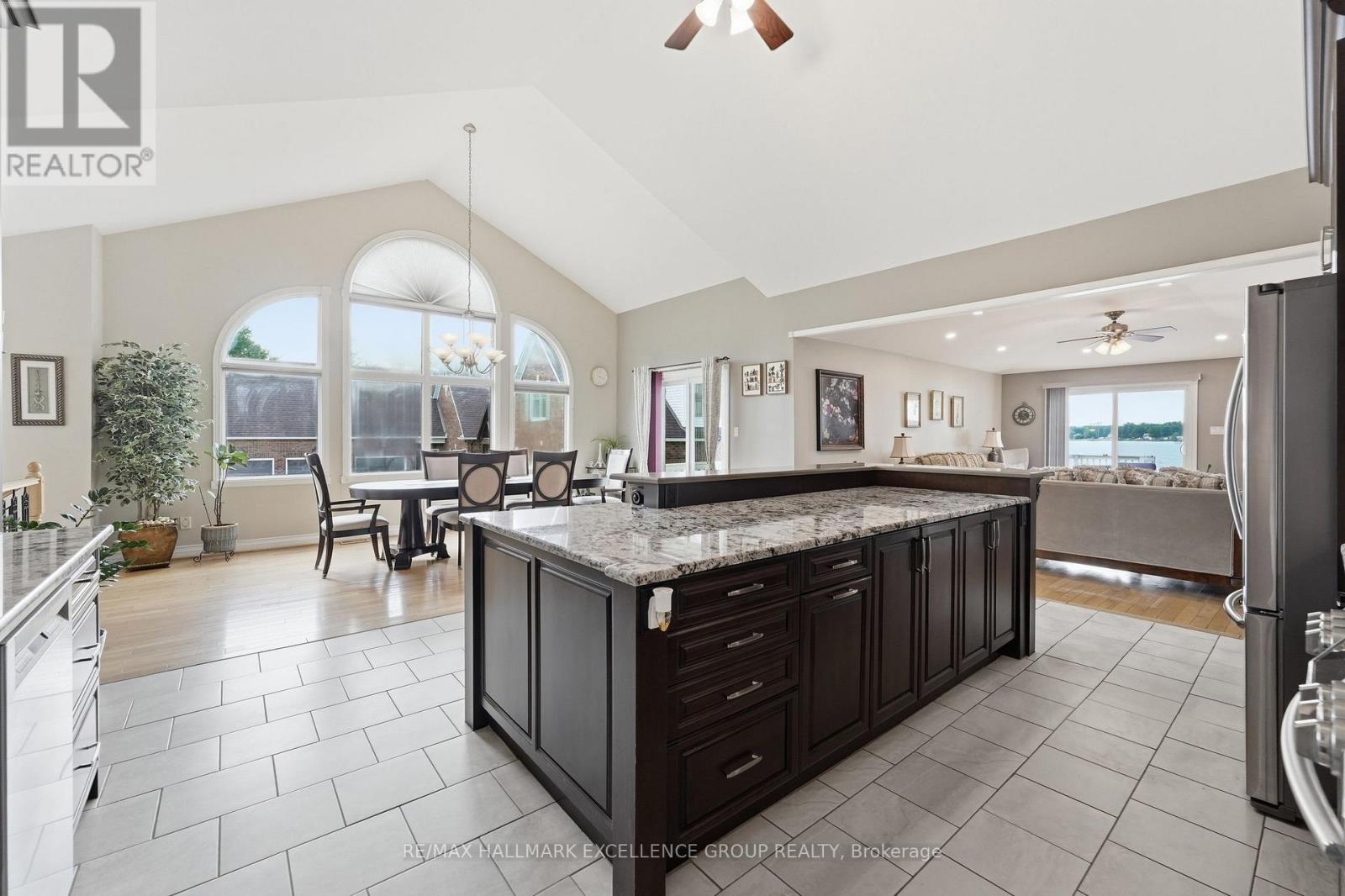 2985 LEO LANE - 14