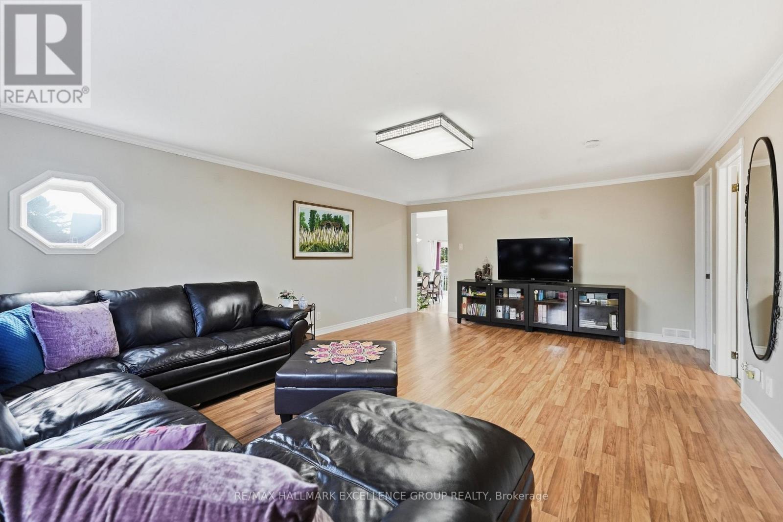 2985 LEO LANE - 21