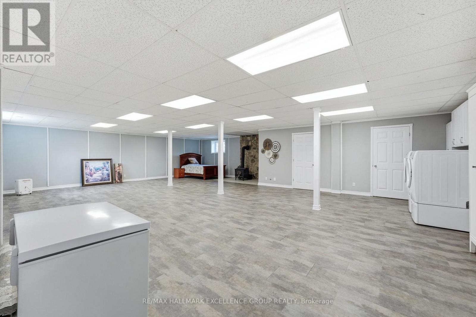 2985 LEO LANE - 37