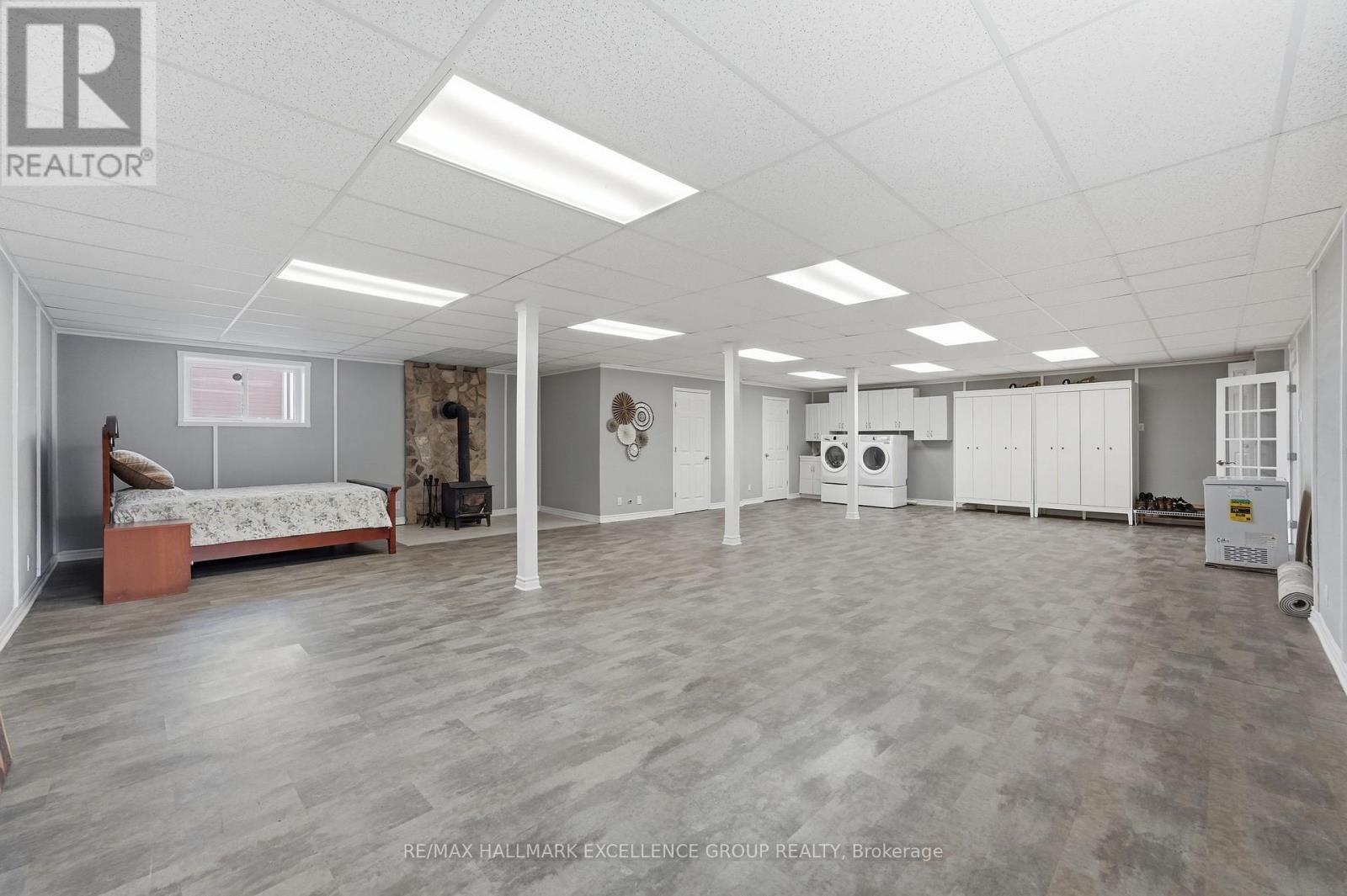 2985 LEO LANE - 40