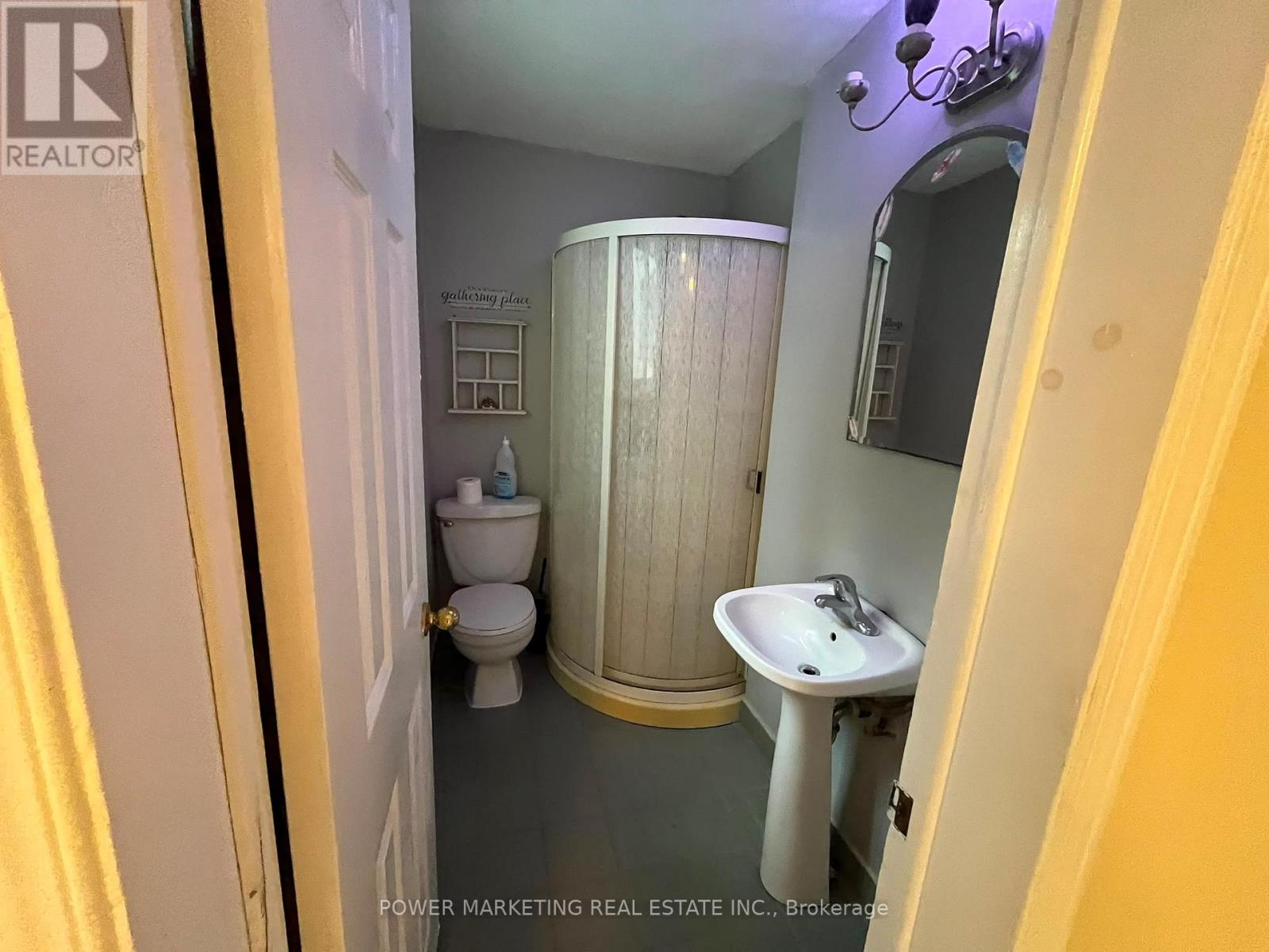 3 Bed, 2 Bath Agriculture for Sale in Ottawa – 2051 BLACKCREEK ROAD, Ottawa – MLS# X13582126 - Image 16