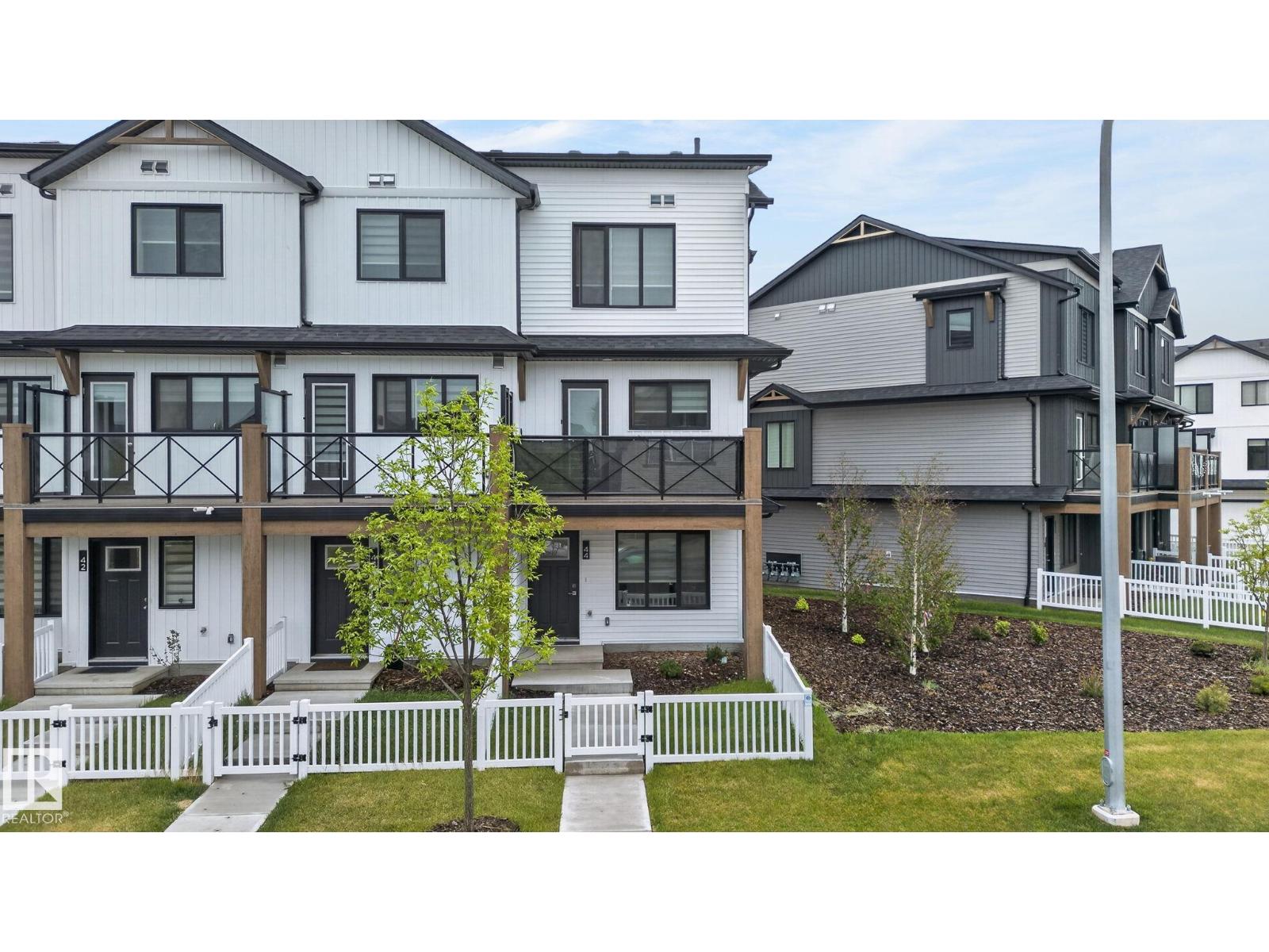 #44 1025 SECORD PM NW - 1
