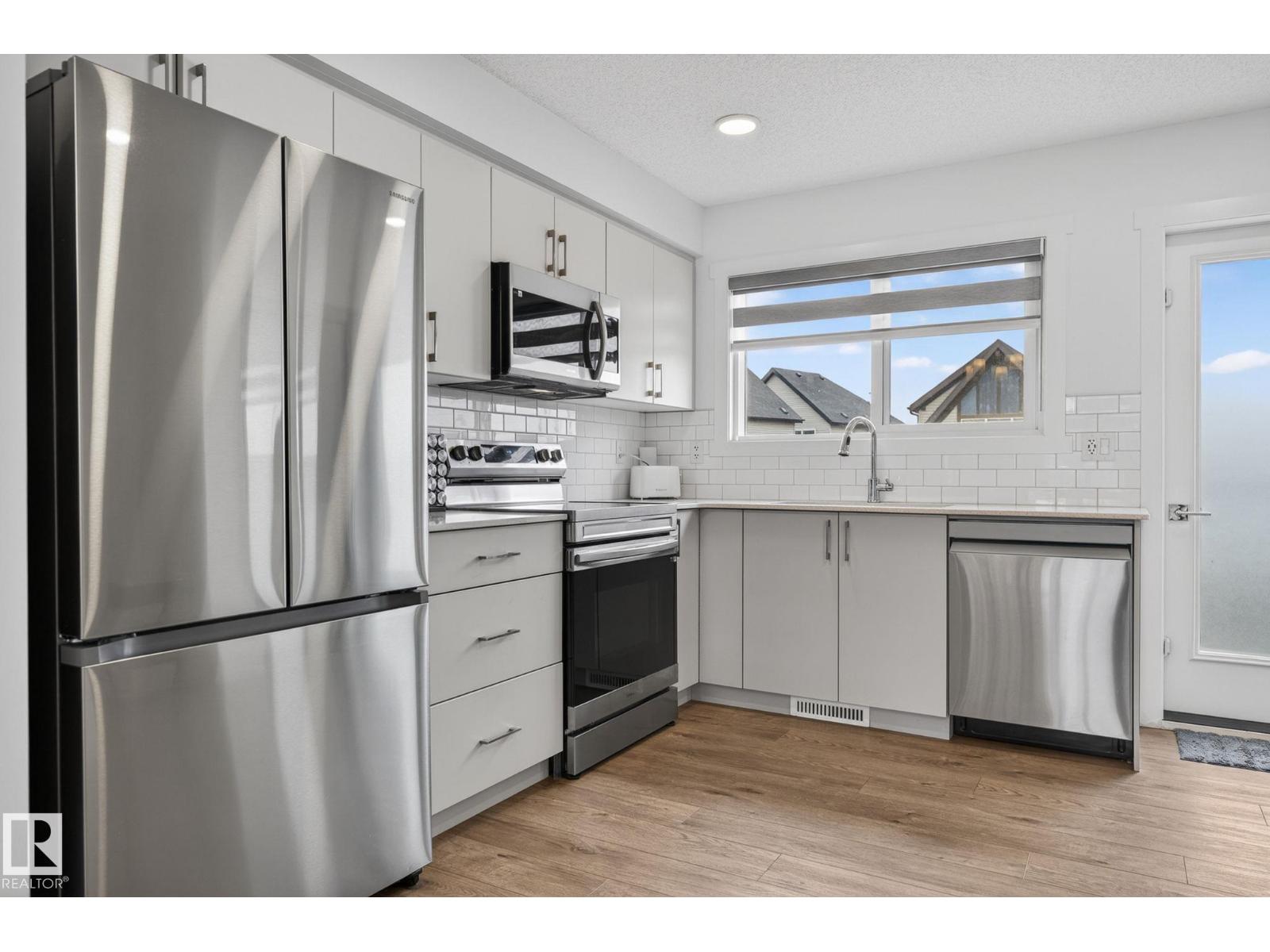 #44 1025 SECORD PM NW - 11