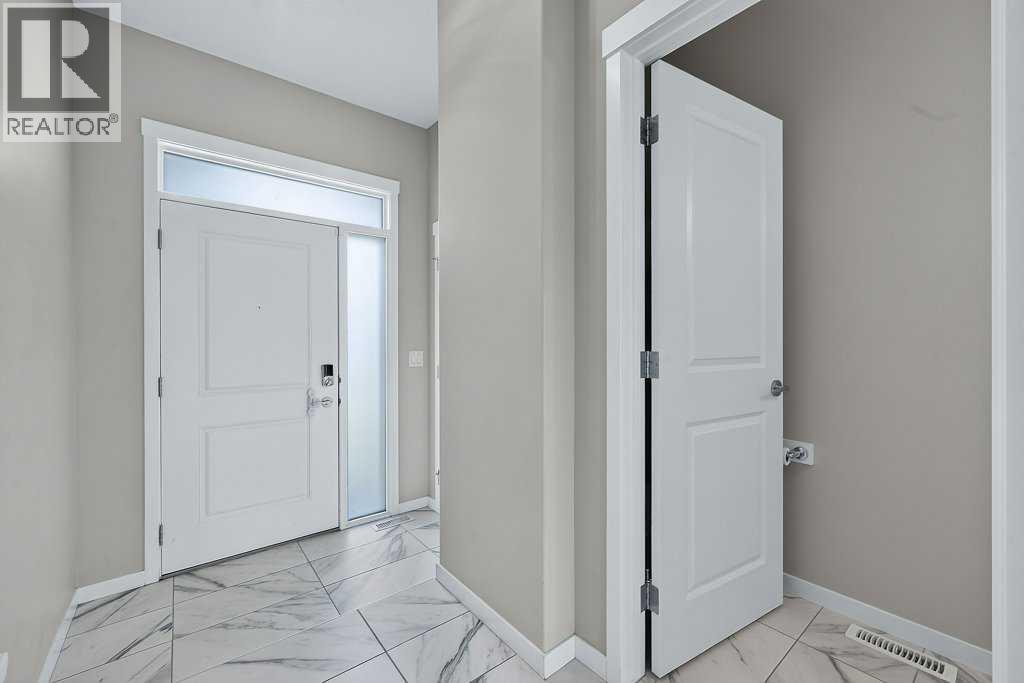 556 Belmont Heath SW - 5
