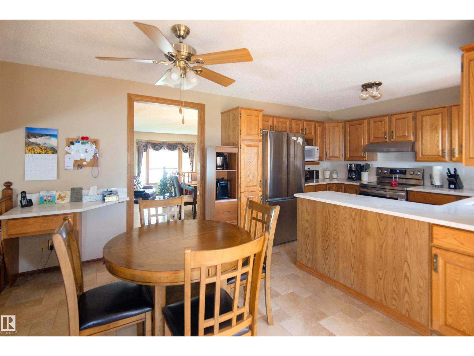 4308 41 ST - 10