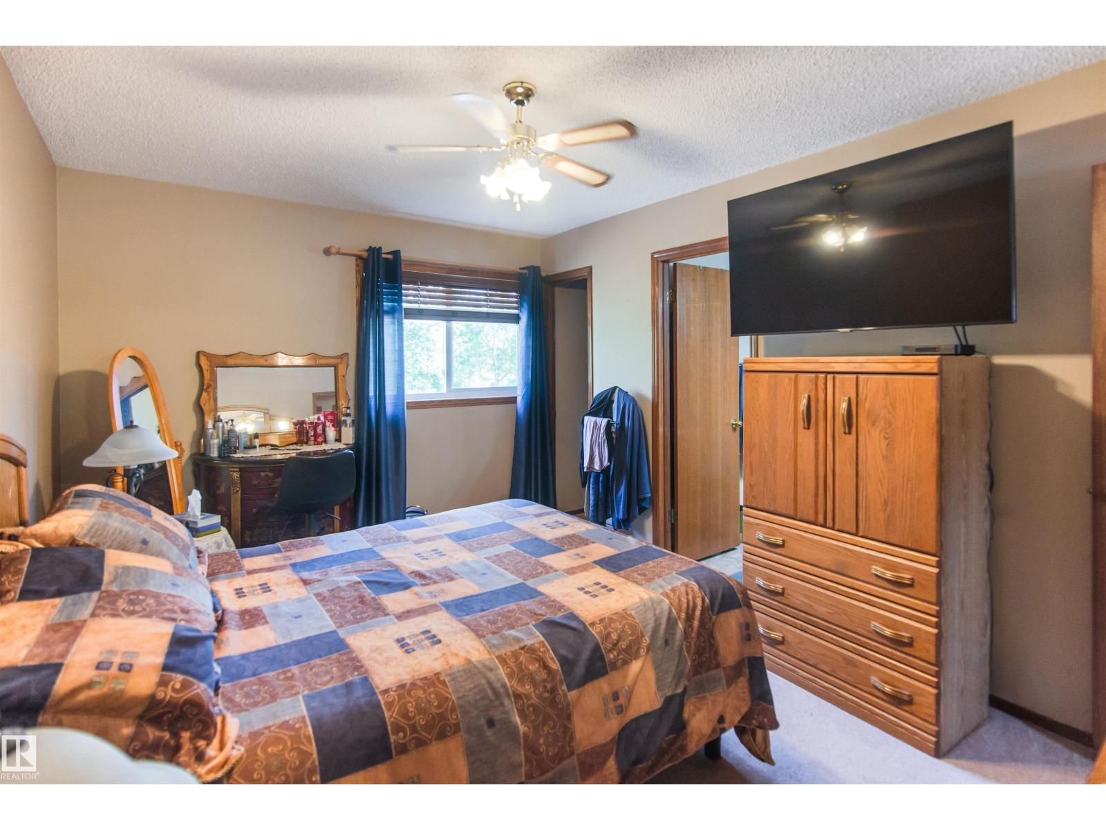 4308 41 ST - 20