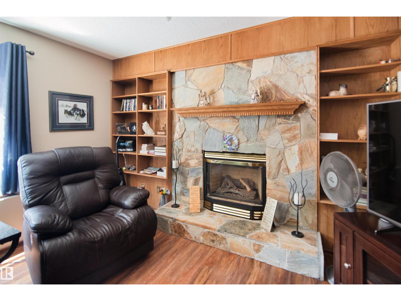 4308 41 ST - 34