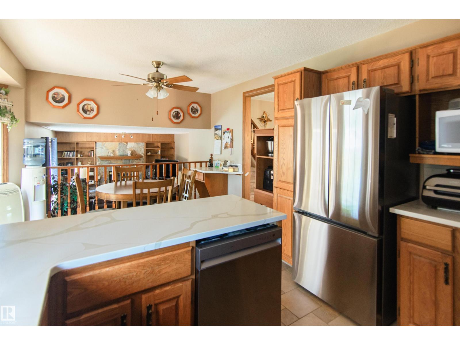 4308 41 ST - 9