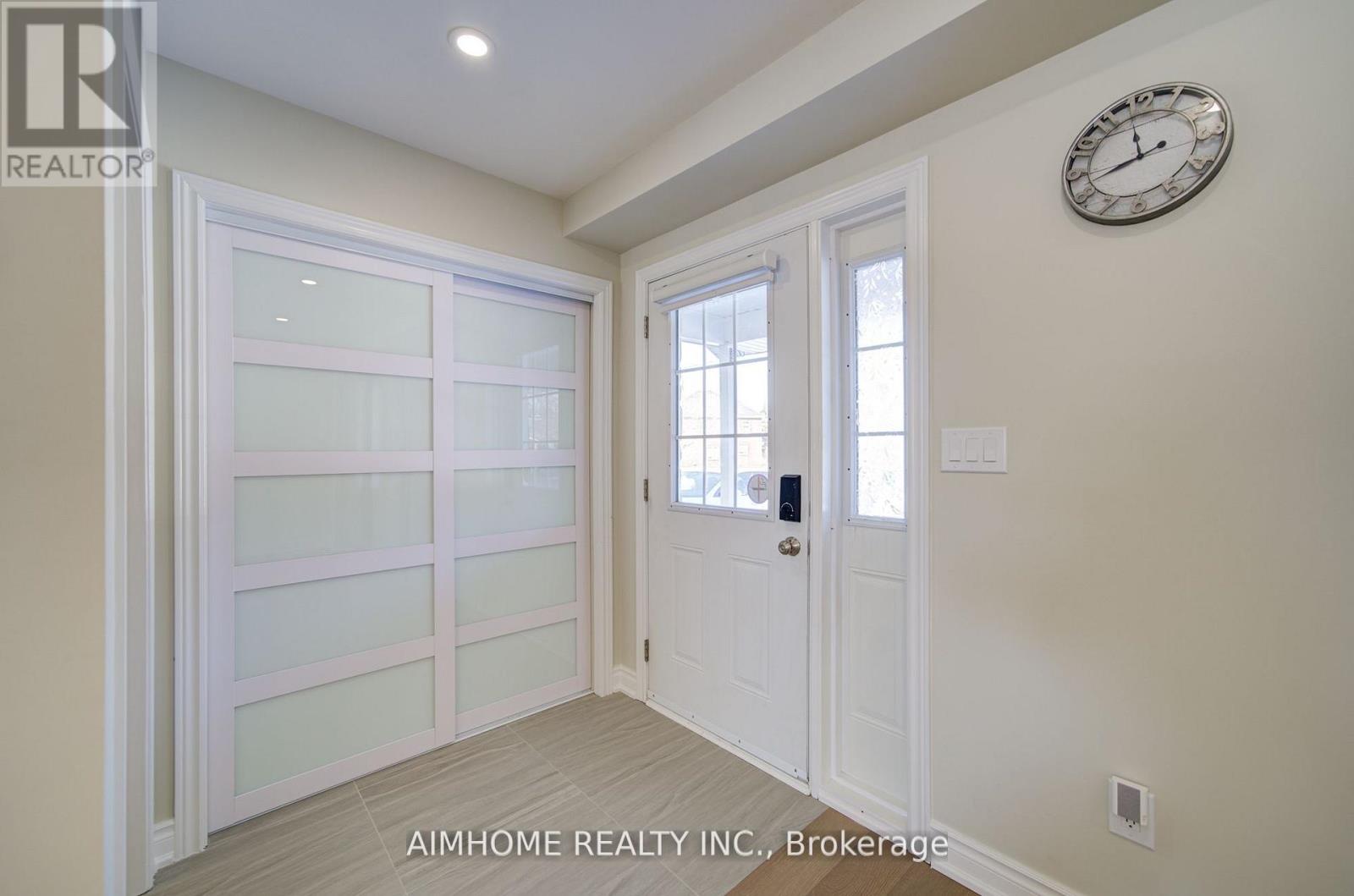 36 GRAND RIVER AVENUE - 3