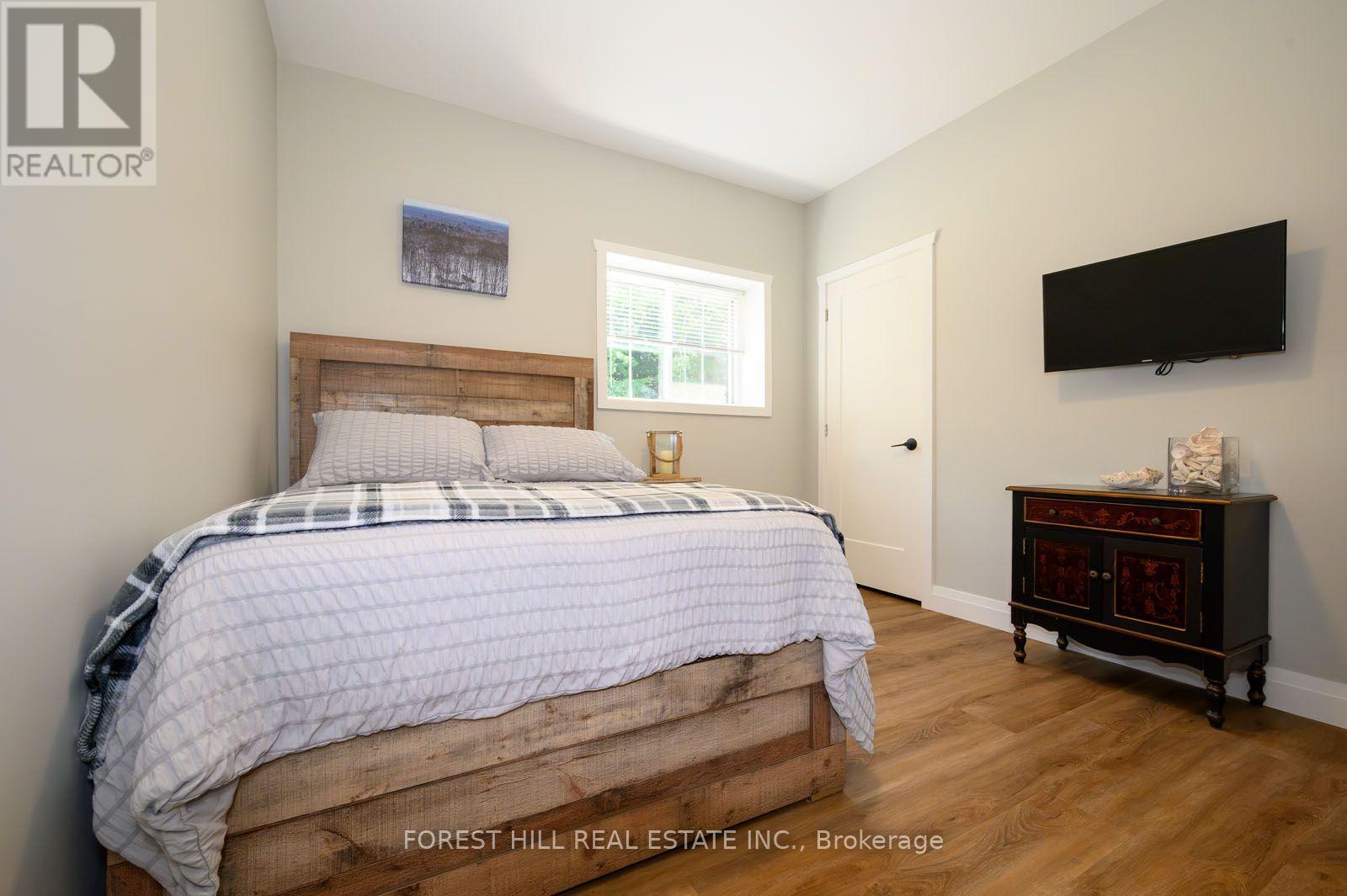 315 NORTH FOX LAKE ROAD - Image 20