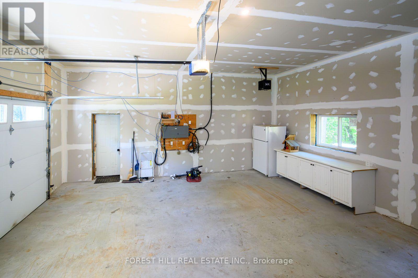 315 NORTH FOX LAKE ROAD - Image 26