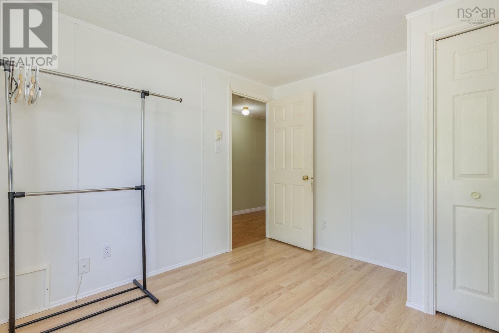 11 Olympic Avenue - 17