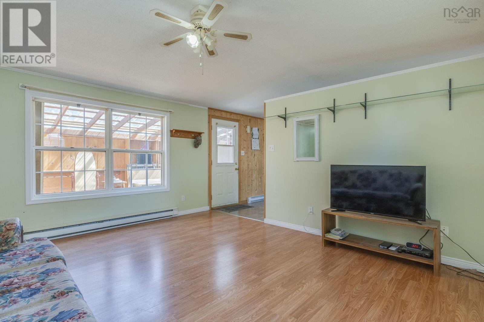 11 Olympic Avenue - 10