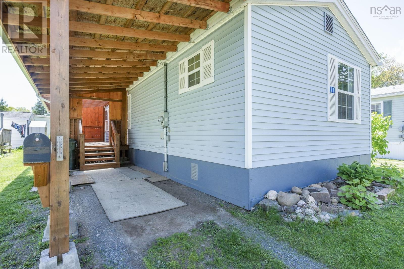 11 Olympic Avenue - 22