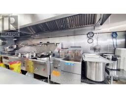 11 - 227 Main Street N, Markham, ON L3P1Y6 Photo 6