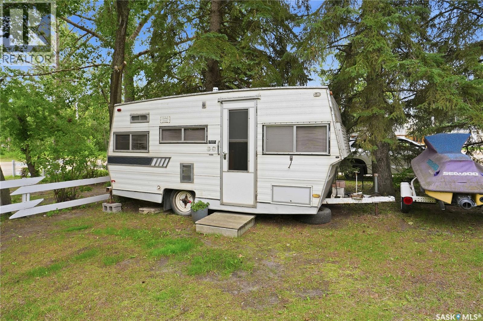 771 Joseph CRESCENT - 22