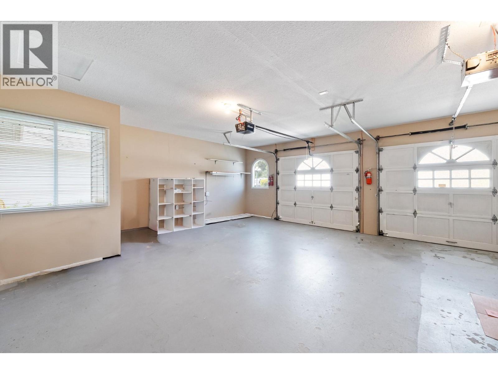 #21 3370 Casorso Road - 26