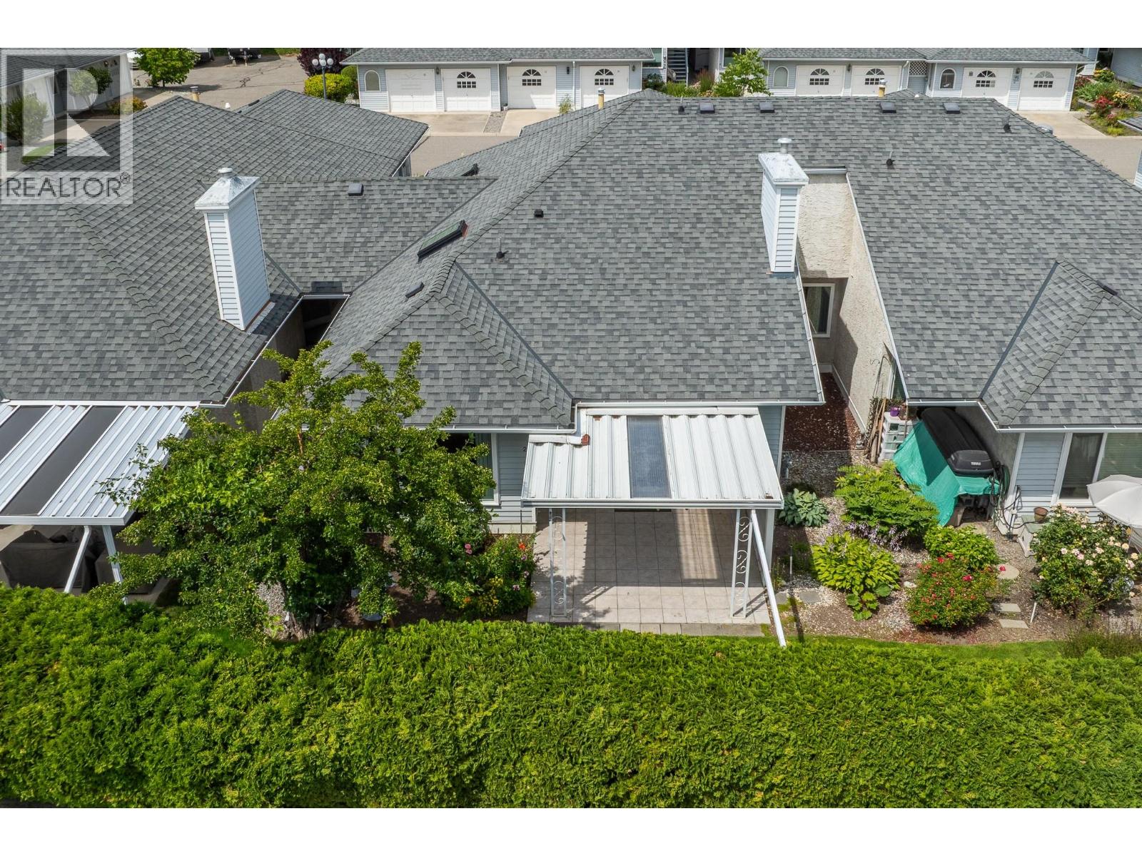 #21 3370 Casorso Road - 36