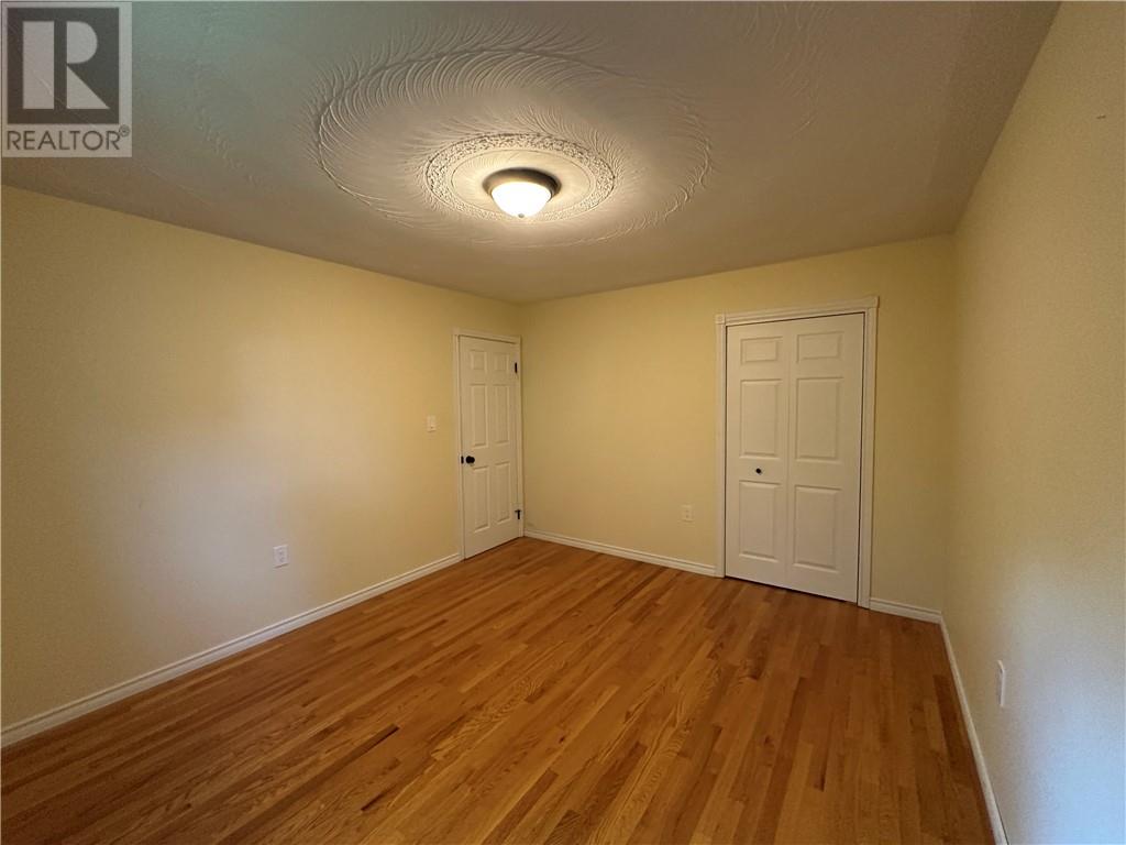1067 St Anthony Street W - Image 13