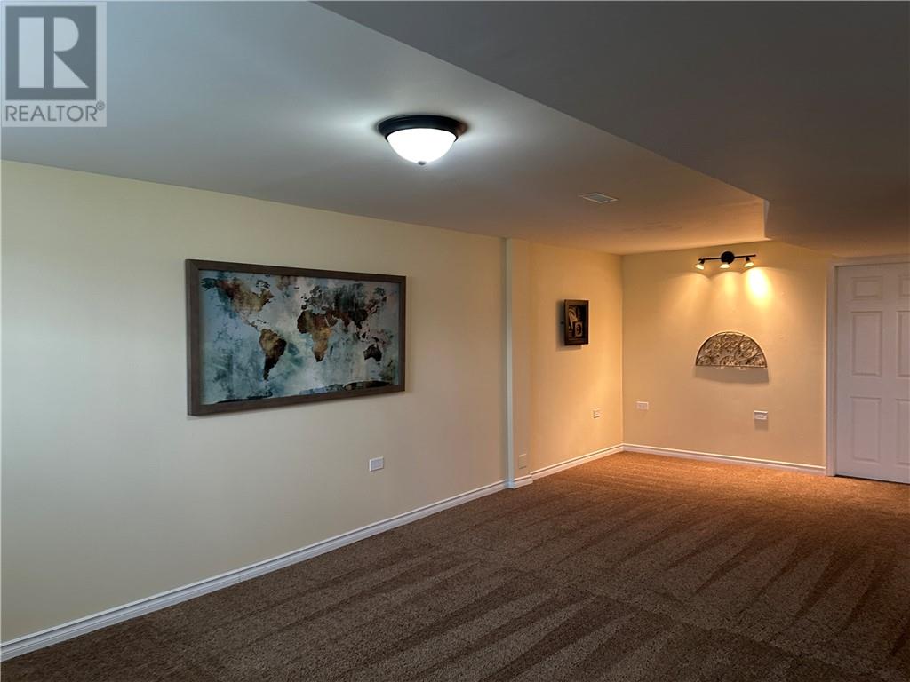 1067 St Anthony Street W - Image 24