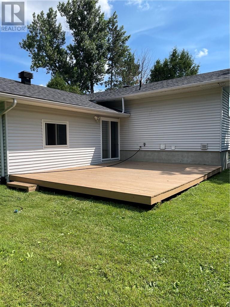 1067 St Anthony Street W - Image 34