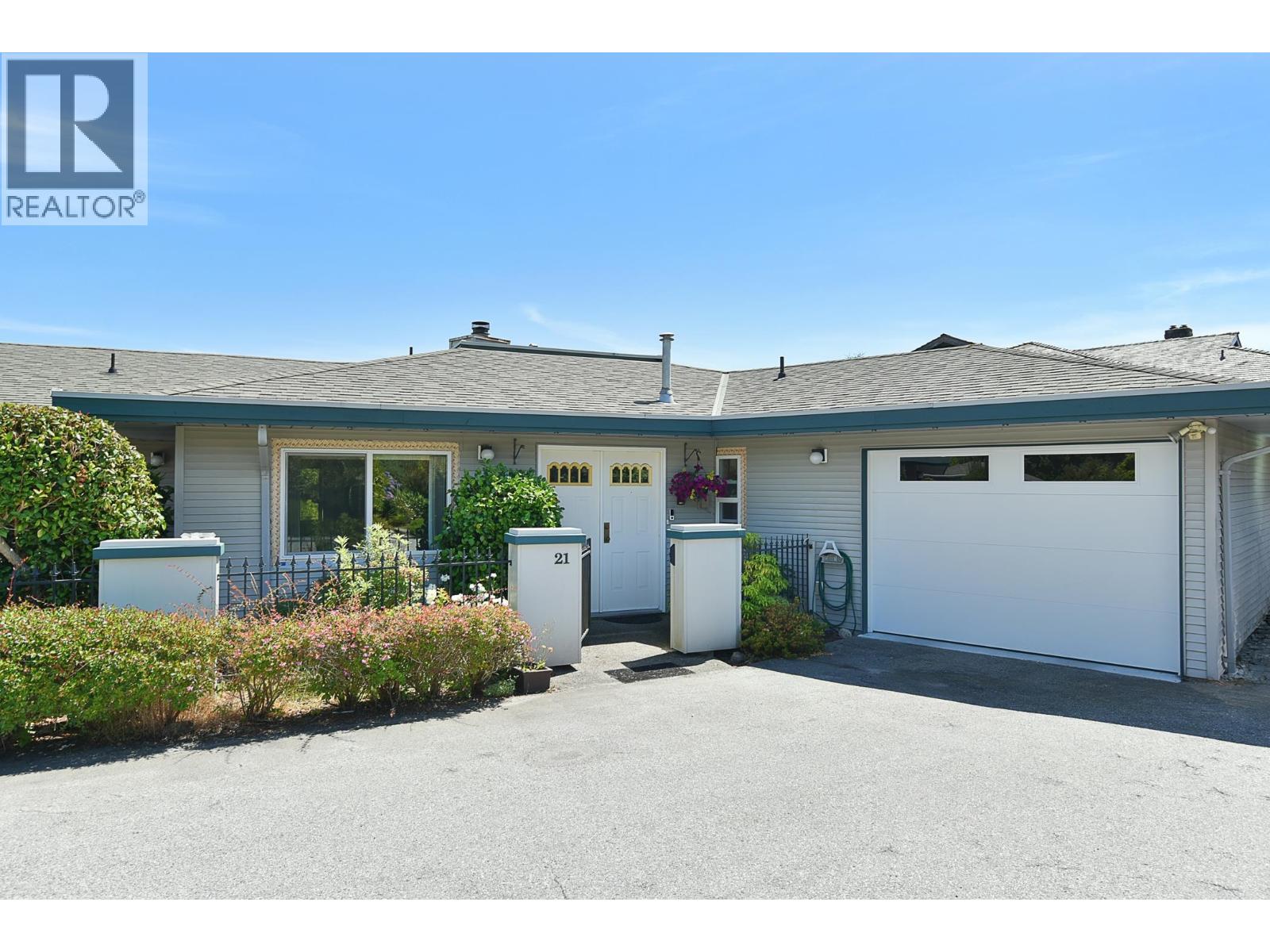 21 544 EAGLECREST DRIVE — photo 2