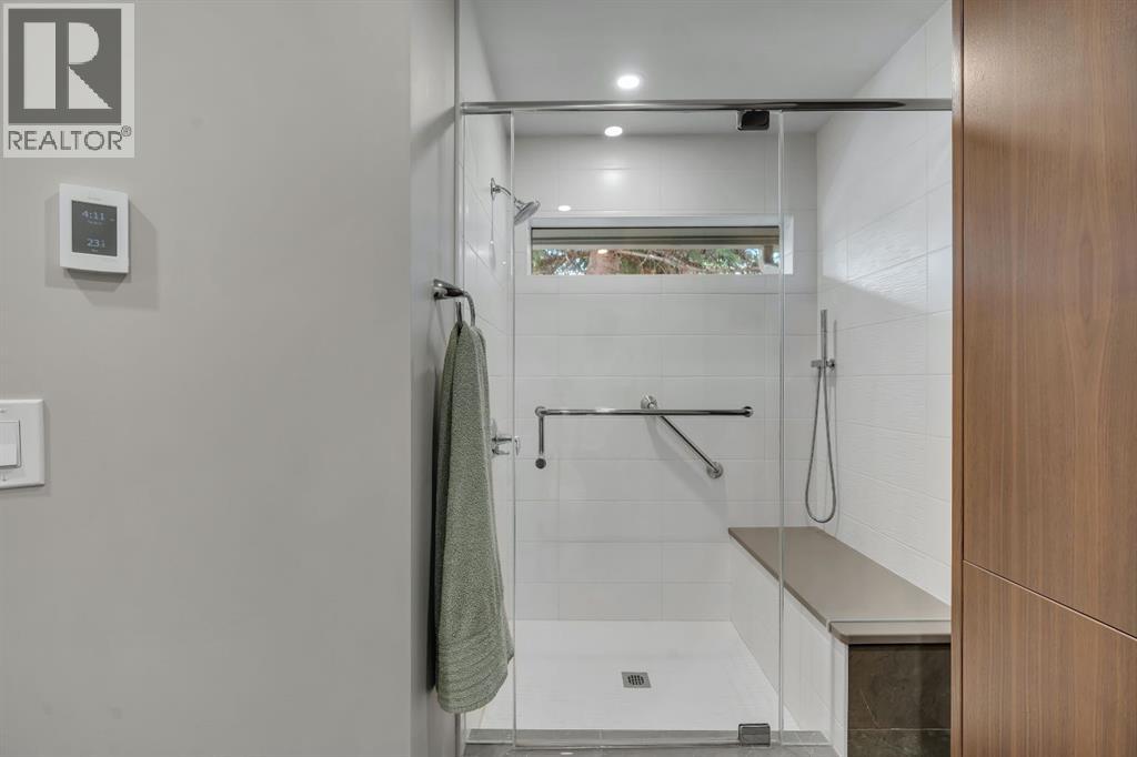 521 30 Avenue SW - Image 37