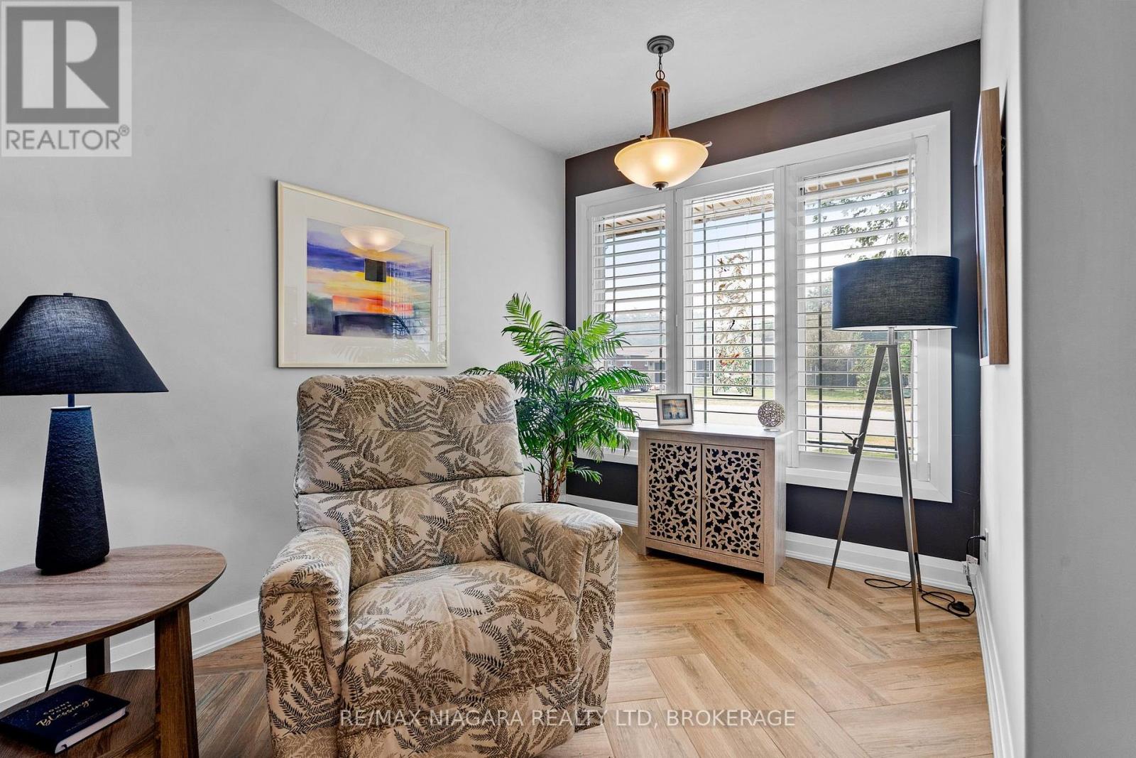 611 SUGARLOAF STREET - 10