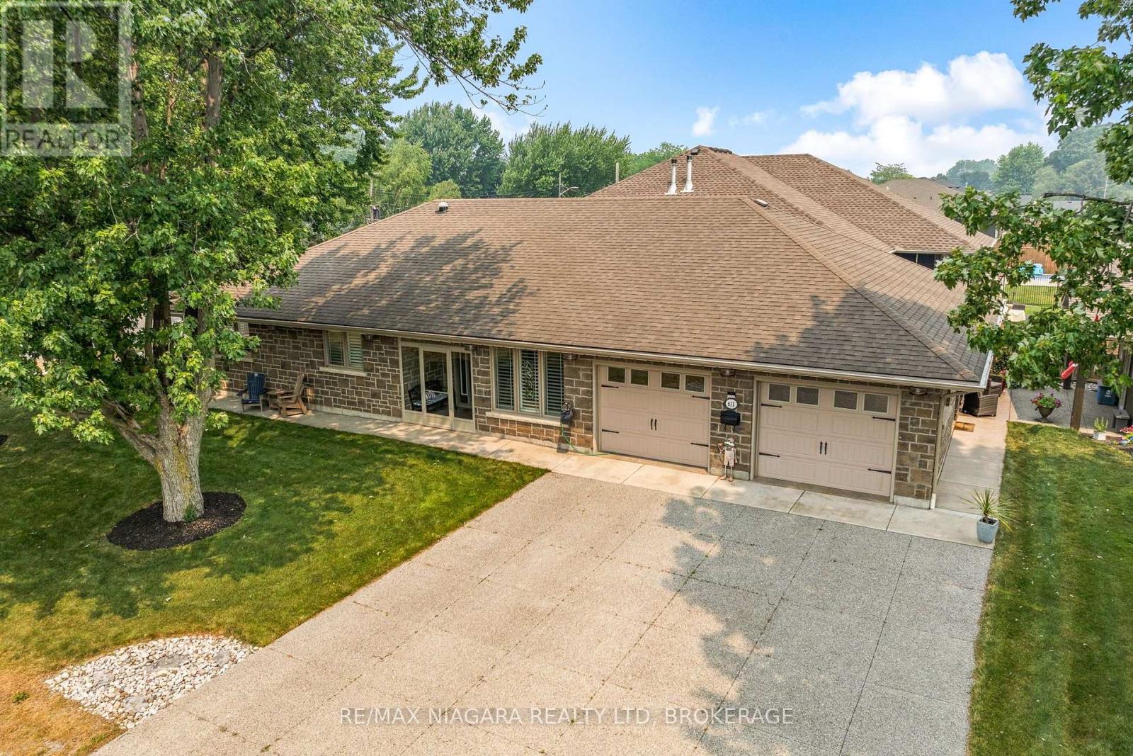 611 SUGARLOAF STREET - 2