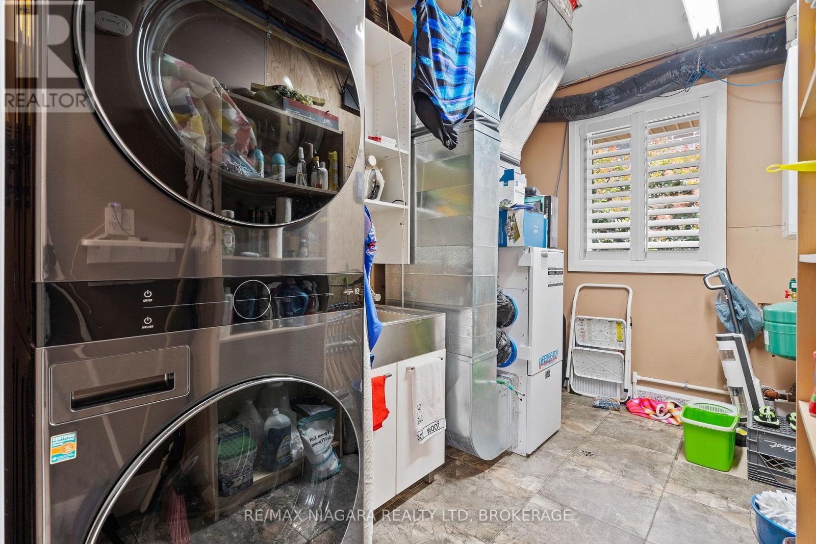 611 SUGARLOAF STREET - 27
