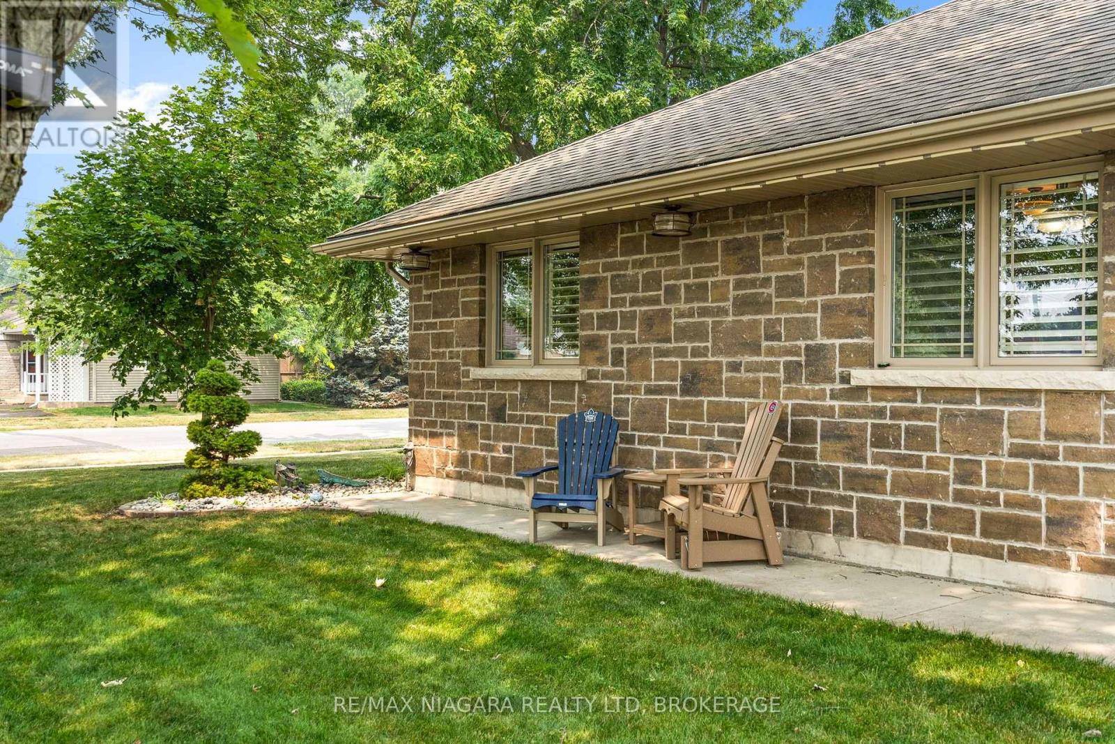 611 SUGARLOAF STREET - 29