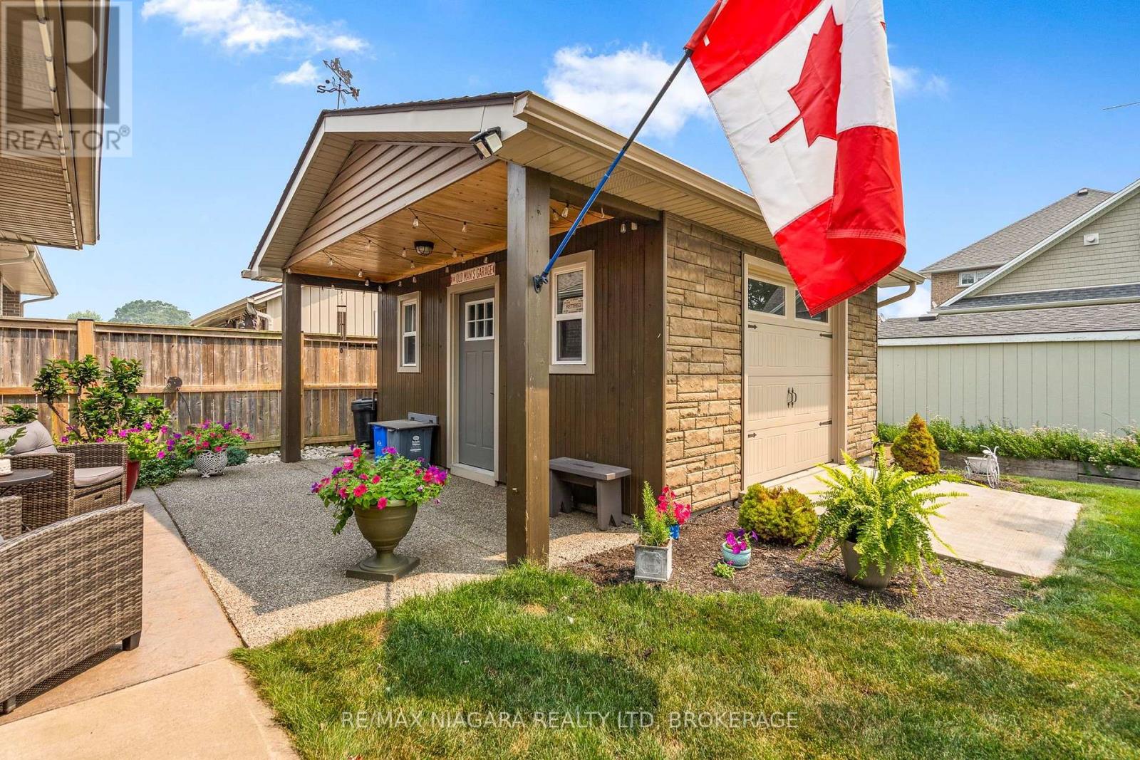 611 SUGARLOAF STREET - 33