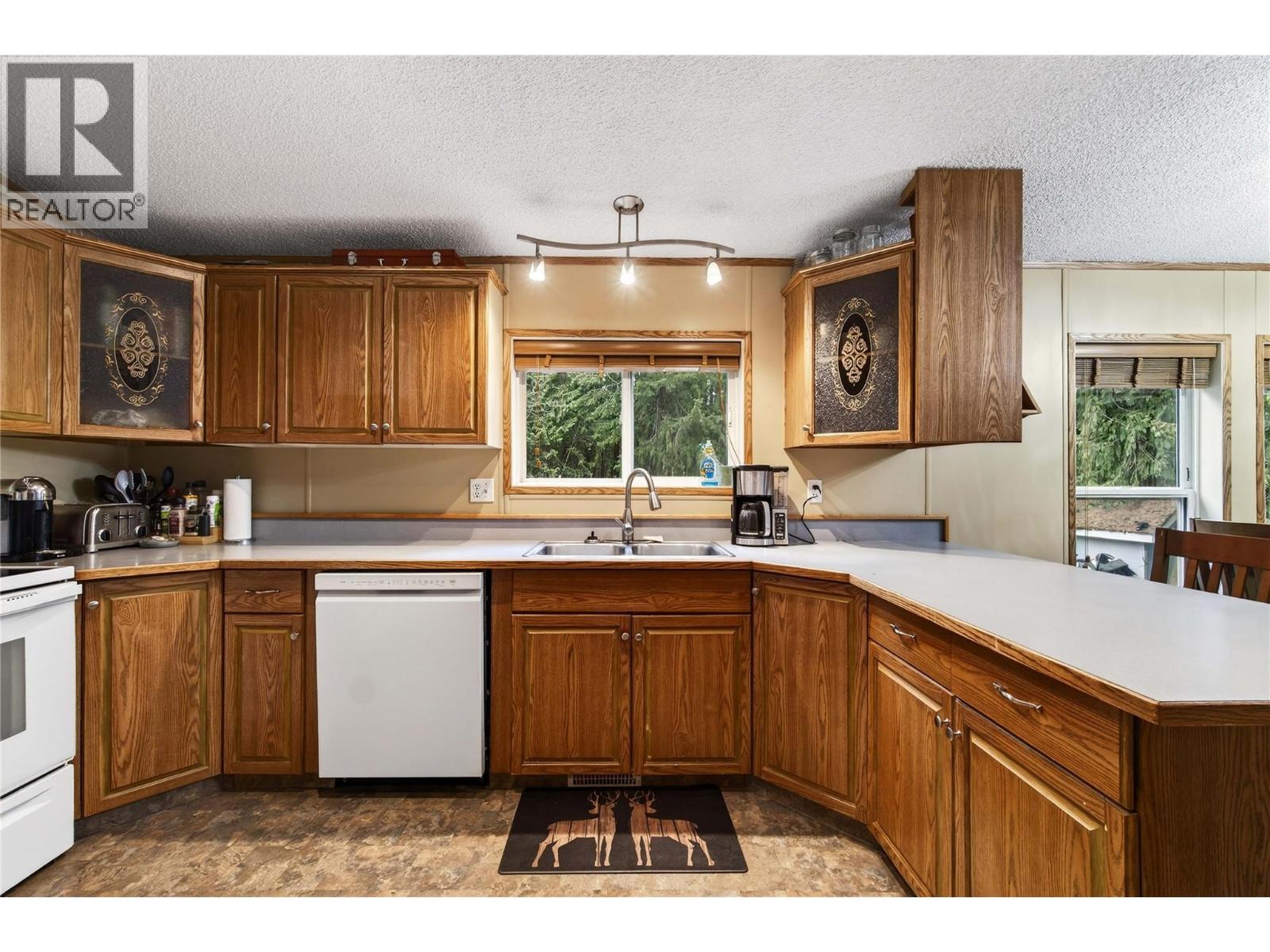 19 West Poirier Road - 11
