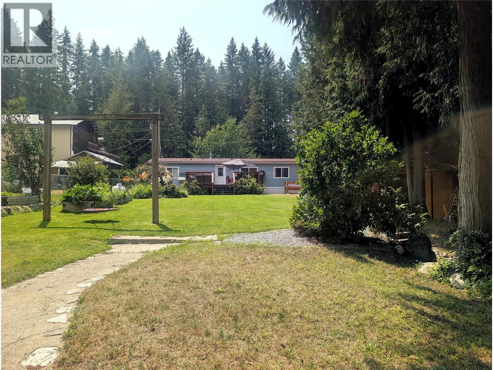 19 West Poirier Road - 43