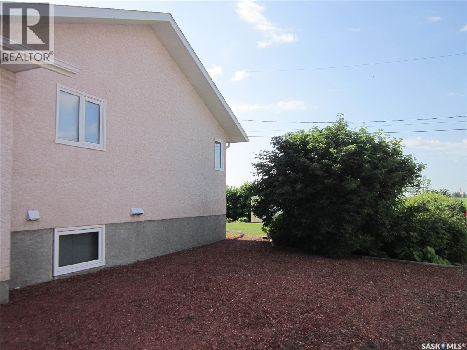 305 Venne STREET - 4