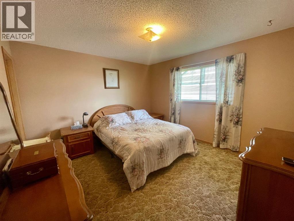 5909 11 Avenue - 18