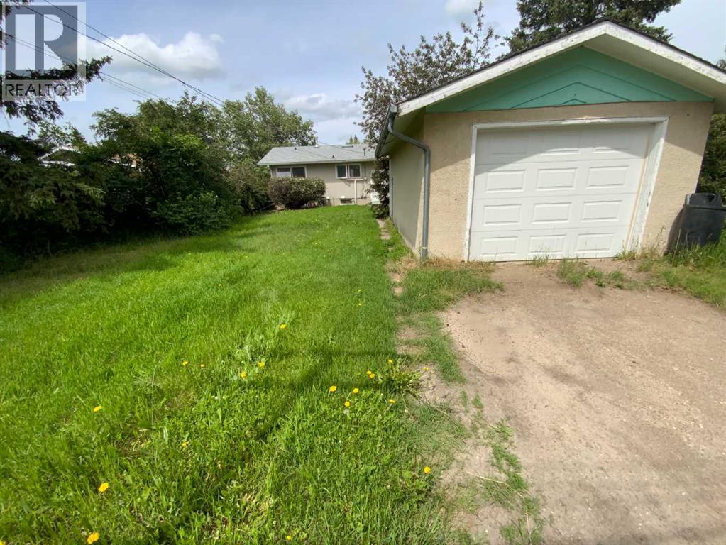 521 4 Street SE - 24