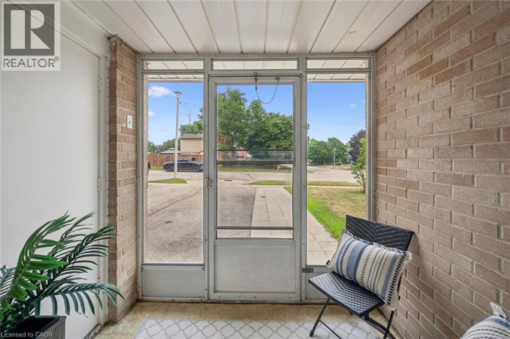 1824 EARLWOOD Drive - 6