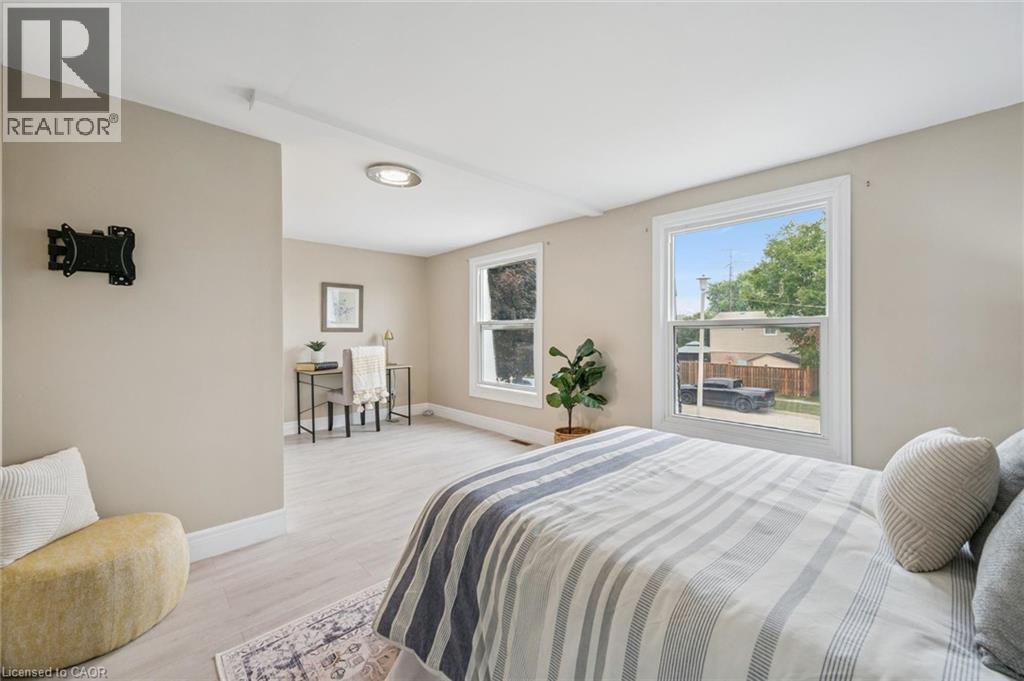 1824 EARLWOOD Drive - 23