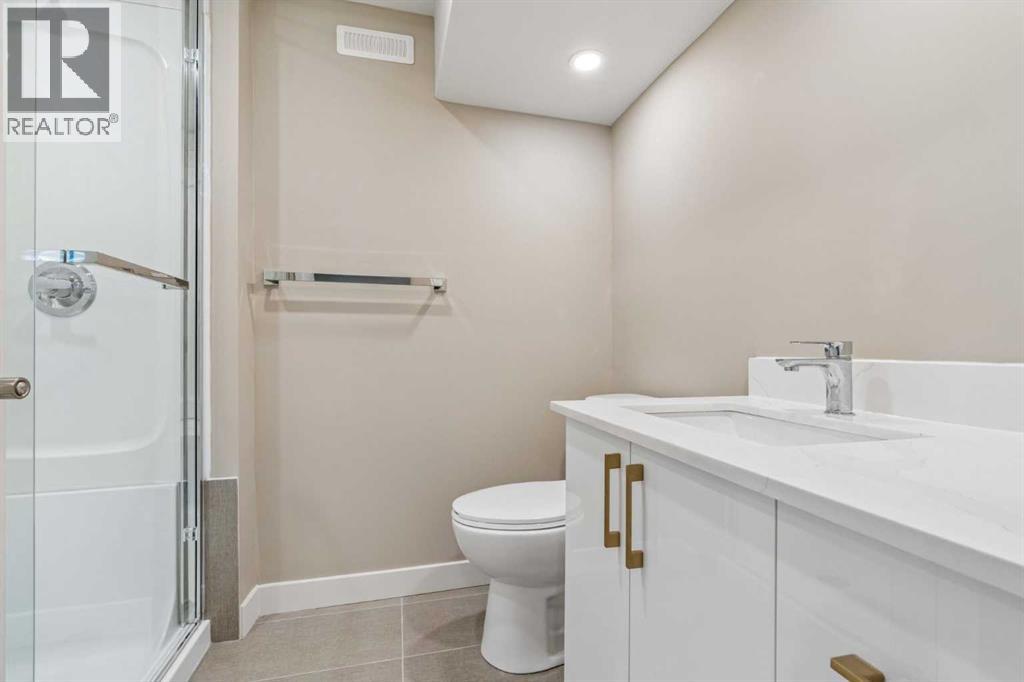 4319 19 Street NW - Image 25