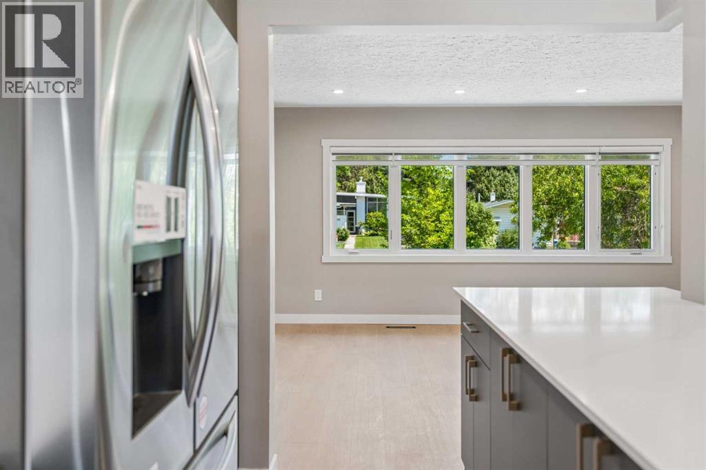 4319 19 Street NW - Image 29