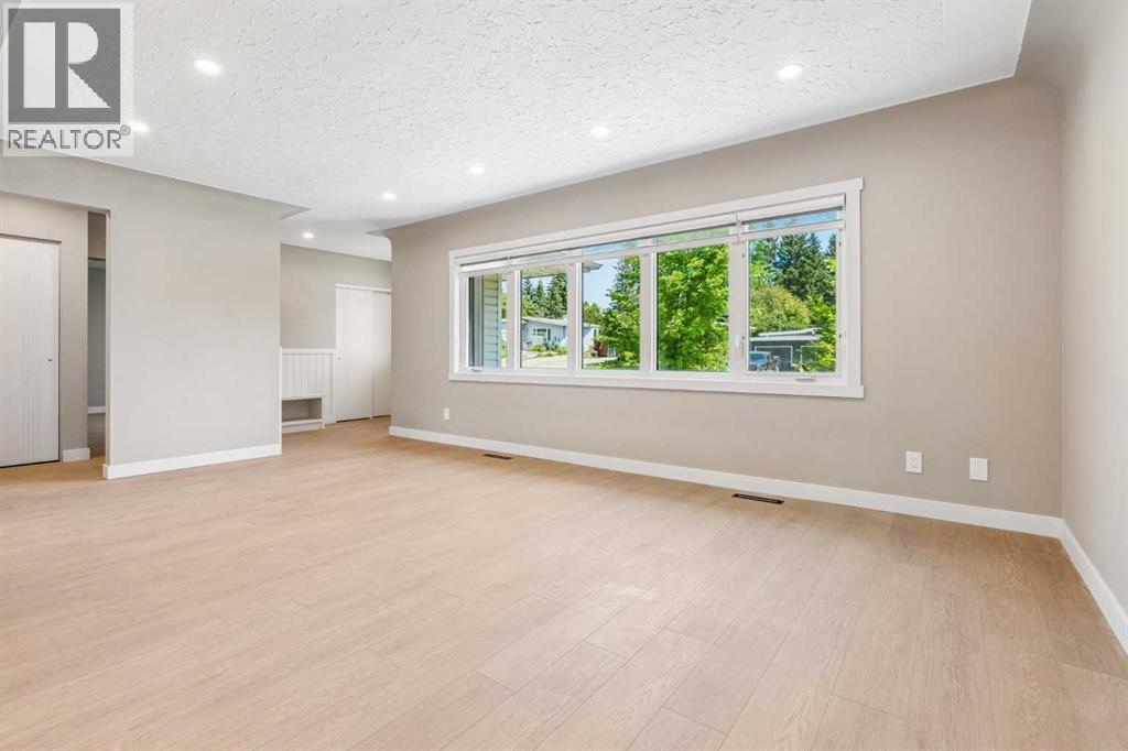 4319 19 Street NW - Image 36
