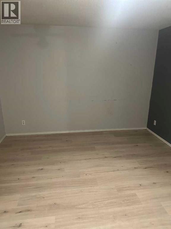4805 55 Avenue - 11